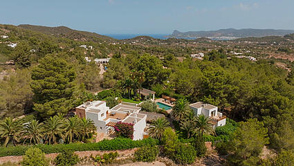 KPI1310 - Villa en venta - Villa zu verkaufen - Villa for sale - Villa te koop - www.kensington-ibiza.com - Noelle Politiek